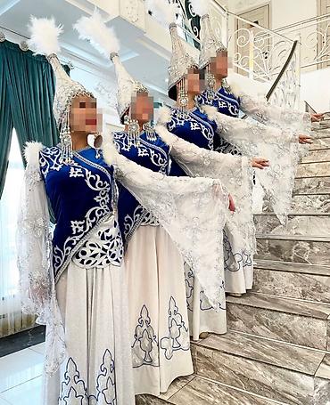 свита короля купить: Торжественная встреча гостей, туристов и делегаций в национальном — 2