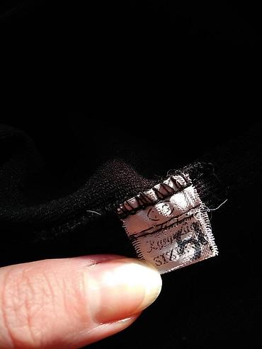 Брючные костюмы: Продаю женскую одежду б/у в очень хорошем состоянии: 1. Женский — 9