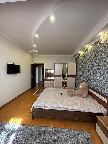 Спальные гарнитуры: Спальный гарнитур в современном стиле (венге/светлый дуб с — 9