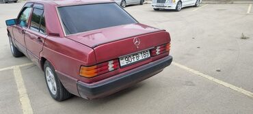 çeşqa turbo az: Mercedes-Benz 190: 2 l | 1990 il Sedan