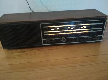 Əntiq radio: Priyomnik (Radioqəbul edici) Satılır. Heç bir problemi yoxdur. 100 — 4