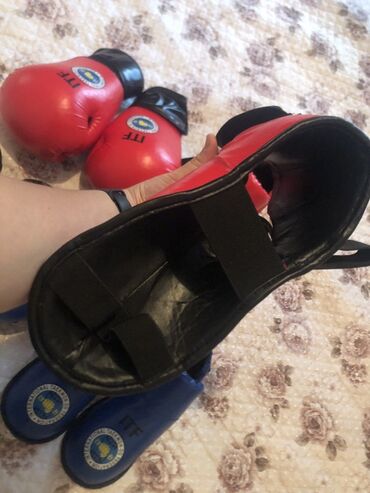 Спортивная форма: Комплект экипировки для тхэквондо ITF. В составе: - 1 кимоно ITF с — 15