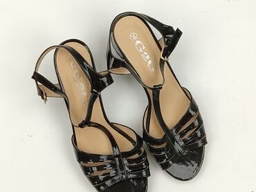 czarne sandałki ccc: Sandals for women, size 39