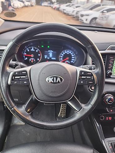 Kia: Kia Sorento: 2019 г., 2 л, Автомат, Дизель, Кроссовер — 9