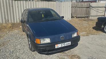 авто с выкупом бишкек: Volkswagen Passat: 1991 г., 1.8 л, Механика, Бензин, Седан — 3