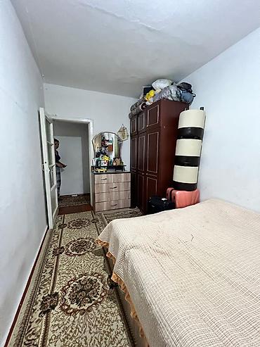 Продажа квартир: 2 комнаты, 42 м², 1 этаж — 4