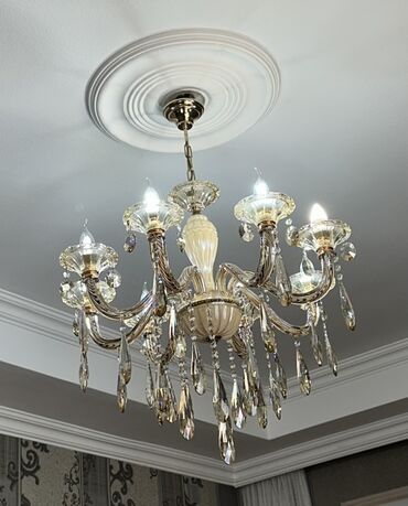 Sandıqlar: Çılçıraq, 6 lampa, Metal