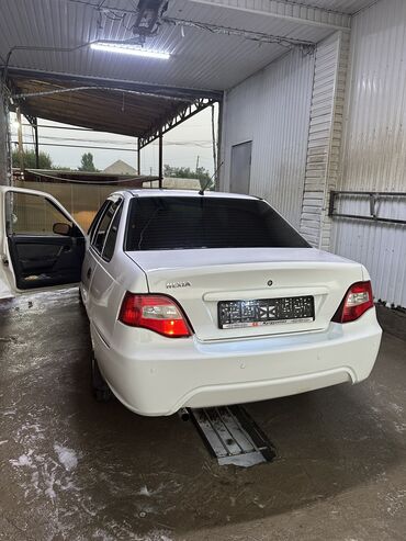 купить ssangyong korando новый: Daewoo Nexia: 2011 г., 1.5 л, Механика, Бензин, Седан