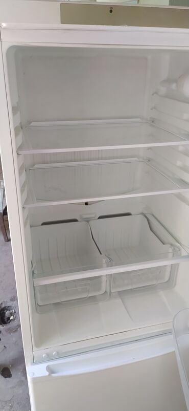 советские холодильник: Холодильник Indesit, Б/у, Side-By-Side (двухдверный), De frost (капельный), 60 * 150 * 60