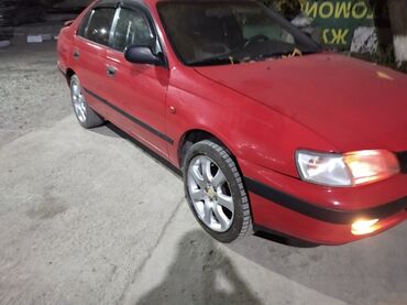 продаю в связи с переездом: Toyota Carina E: 1993 г., 1.6 л, Механика, Бензин