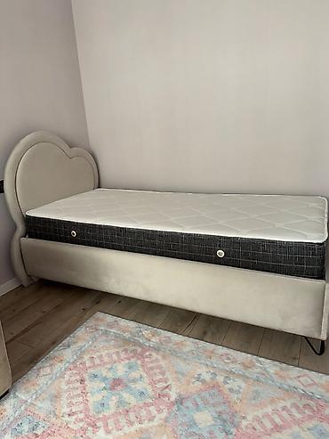 dosek satisi: 90-200 tek neferlik carpayidir. Ideal durumdadir. Matrazsiz satilir — 1