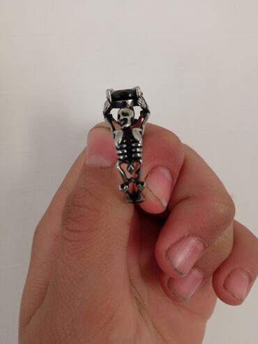 кольцо с бриллиантом бишкек цена: Скелеты с двух сторон средний черный собфир