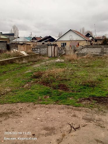 Продажа коттеджей и домов: Продаётся дом, времянке есть 5 соток земля, АК ЖАР село, 40 улица — 10