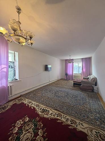гаражы: 📍 В Сокулуке от трассы 500 м продается дом на участке 7 соток, 70 — 8