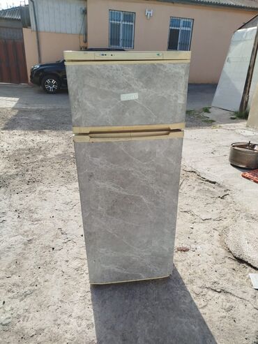 Separatorlar: 2 qapılı Atlant Soyuducu Satılır, rəng - Boz