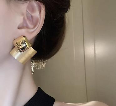 Наборы украшений: Подарок на 8 марта Подарок 3000+ сомов всего за 1800. Мы собрали — 17