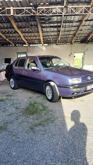 салон на гольф 2: Volkswagen Vento: 1994 г., 1.8 л, Механика, Бензин, Седан — 3