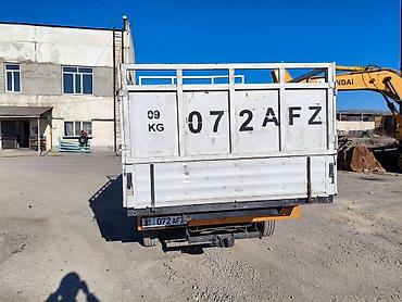 Tank: Жеңил жүк ташуучу унаа, Mercedes-Benz, Дубль, 2 т, Колдонулган — 6