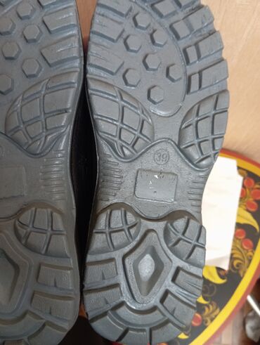 шлепанцы мужские: Спец обувь Россия кожа 39-40 р