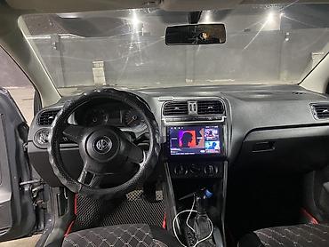 Продажа авто: Volkswagen Polo: 2011 г., 1.6 л, Автомат, Бензин, Седан — 6