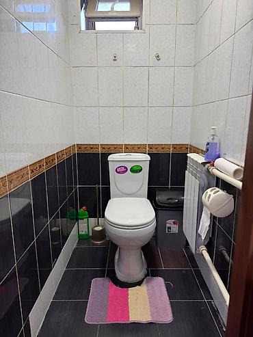 Продажа коттеджей и домов: 4 комнаты, 250 м², 4 соток, Бишкек, Ак-Ордо 3 ж/м — 19