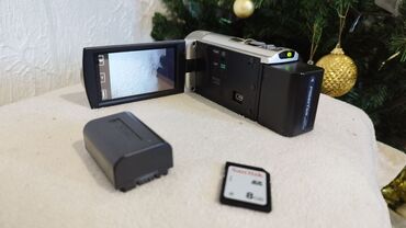 Видеокамеры: Продам отличную видео камеру sony zoom 200x ( также можно использовать