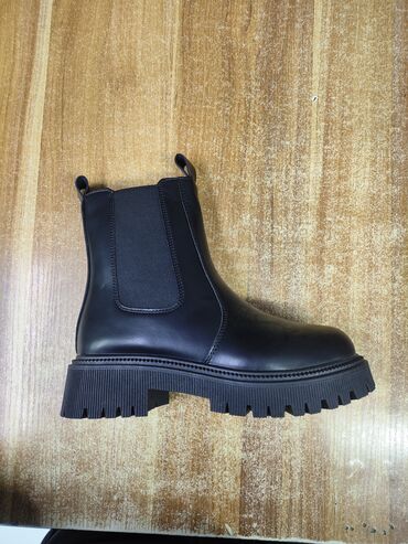 Ботинки и ботильоны: Остаток. 50 пар бар . озу оптом баасы 1300, 1500,1800 болгон товарлар — 11