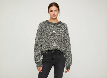 sweter hello kitty h: H&M, Светр жіночий, розмір M на lalafo.pl sweter hello kitty h: H&M, Светр жіночий, розмір M