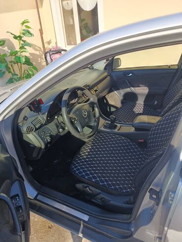 Mercedes-Benz: Mercedes-Benz C-Class: 2001 г., 2 л, Механика, Газ, Седан — 1