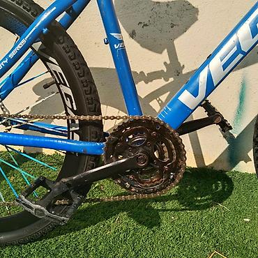 stark velo: Vegas markalı velosiped satılır. 26 ölçüdür, göy rəngdədir. Velosiped — 5