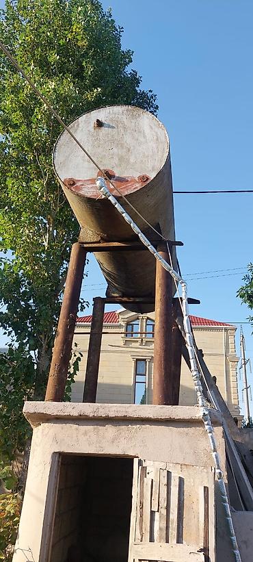1 tonluq: Tahirə xanım . Su çəni yaxşı vəziyyətdə qalin dəmirdəndir 3.50 ton 500 — 3