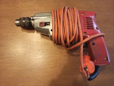Električne bušilice: Dve iste bušilice ISKRA 450W. Jedna je potpuno ispravna (sa crvenim na lalafo.rs — 7 Električne bušilice: Dve iste bušilice ISKRA 450W. Jedna je potpuno ispravna (sa crvenim — 7