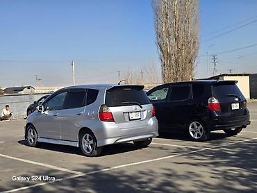 Honda: Honda Fit: 2005 г., 1.3 л, Вариатор, Бензин, Хэтчбэк — 9