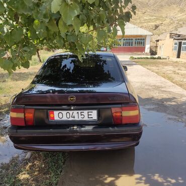 опел зевира: Opel Vectra: 1993 г., 1.8 л, Механика, Бензин, Седан