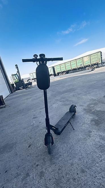explore smart samokatları: 3 ayin skuteridi cemi 350 kilometr gedib.rahat 45 kilometr mesafe — 1