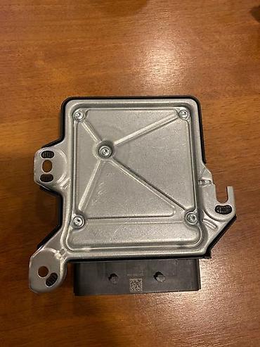 bagi prodaja: MODUL-CENTRALA AIRBAGA ZA VOLKSWAGEN PASSAT B8 - 3Q0959655AE | — 1