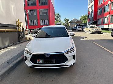 300 000: BYD E3: 2020 г., Автомат, Электромобиль, Седан — 1