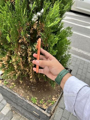 iphone 5d: IPhone 17 Pro, 256 GB, Narıncı, Face ID, Simsiz şarj, Sənədlərlə — 8