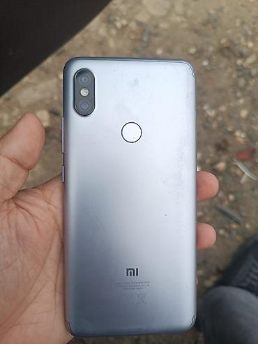 mi modem: Xiaomi Mi A2, 64 GB, rəng - Boz, 
 Qırıq — 1