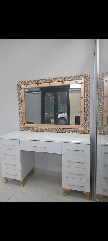 Digər salon, tibbi mebel: Salon guzgusu satilir
150 Manata
Unvan Ehmedli 
Nermin5🔥(8646) — 1