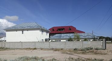 токмок продаю дом: Дом, 200 м², 11 комнат, Собственник