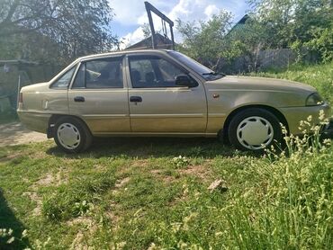 танышу ватсап: Daewoo Nexia: 2011 г., 1.5 л, Механика, Бензин, Седан