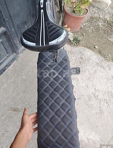 4 bolt 16 disk teker: Salam Velosiped üçün çixol satilir qiymet 20m biraz qiymet den keçerem — 1