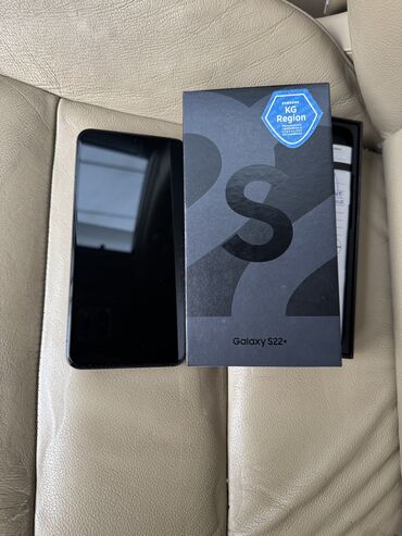 срочно продаю телефон: Samsung Galaxy S22 Plus, Колдонулган, 256 ГБ, түсү - Кара, 2 SIM
