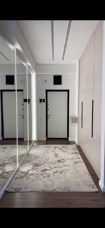 Посуточная аренда квартир: 2 комнаты, Душевая кабина, Постельное белье, Кондиционер — 3