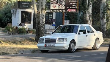 мер: Mercedes-Benz W124: 1995 г., 3.2 л, Автомат, Бензин, Седан