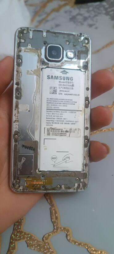 telefon plata satisi: Samsung Galaxy A3, 32 GB, rəng - Qara, Qırıq