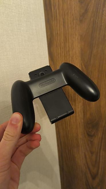 нинтенда: Продаю оригинальный держатель для джойконов Nintendo switch — 2