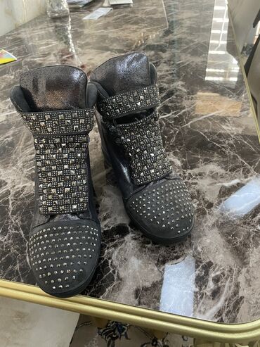 Botinka və botilyonlar: Ölçü: 40, İşlənmiş — 9