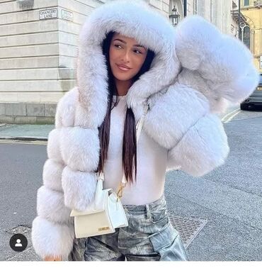 Krzneni kaputi: Najtrazenije bundice 😍😍😍
Vel: S M L
Cena: 5590 dinara — 1